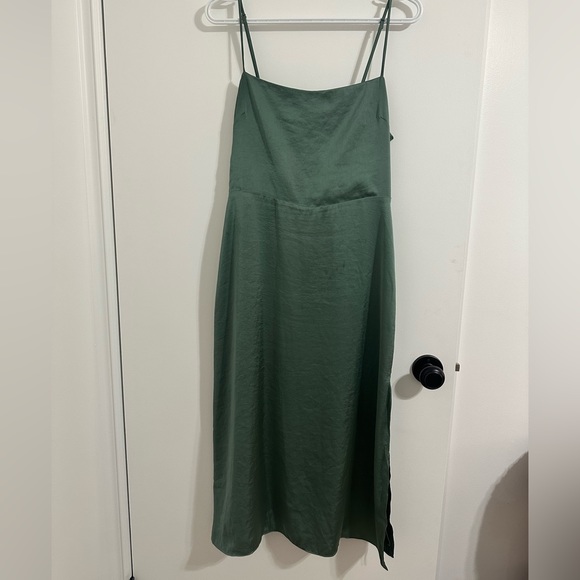 Aritzia Magdalena Dress - Picture 8 of 14